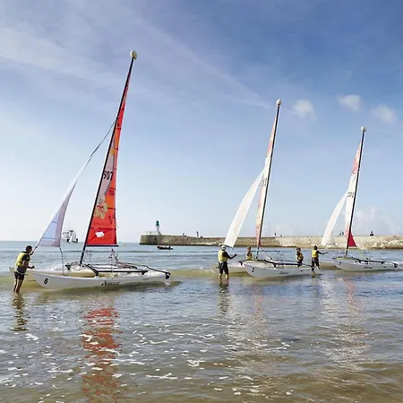 Appartement T2 Avec Balcon, Parking Privé, à 800m De La Et 500m Des Commerces - D'olonne - Fr-1-92-699 Les Sables-dʼOlonne