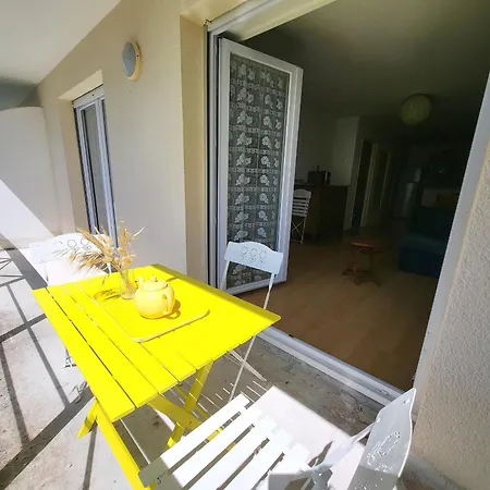 T2 Avec Balcon, Parking Privé, à 800m De La Et 500m Des Commerces - D'olonne - Fr-1-92-699 *