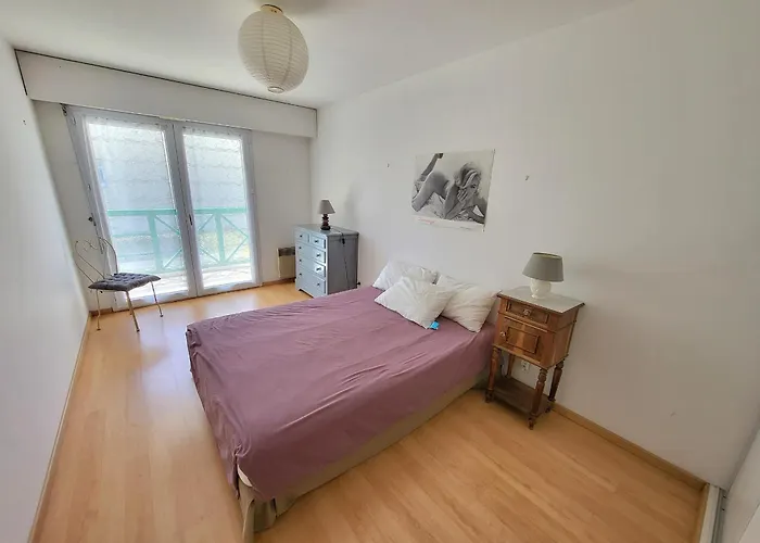 T2 Avec Balcon, Parking Prive, A 800m De La Et 500m Des Commerces - D'olonne - Fr-1-92-699 *