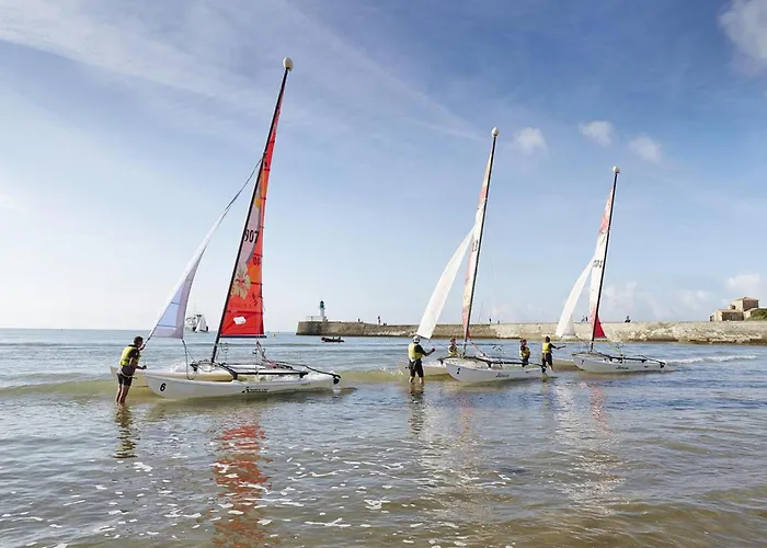 Apartmán T2 Avec Balcon, Parking Prive, A 800m De La Et 500m Des Commerces - D'olonne - Fr-1-92-699 Les Sables-dʼOlonne